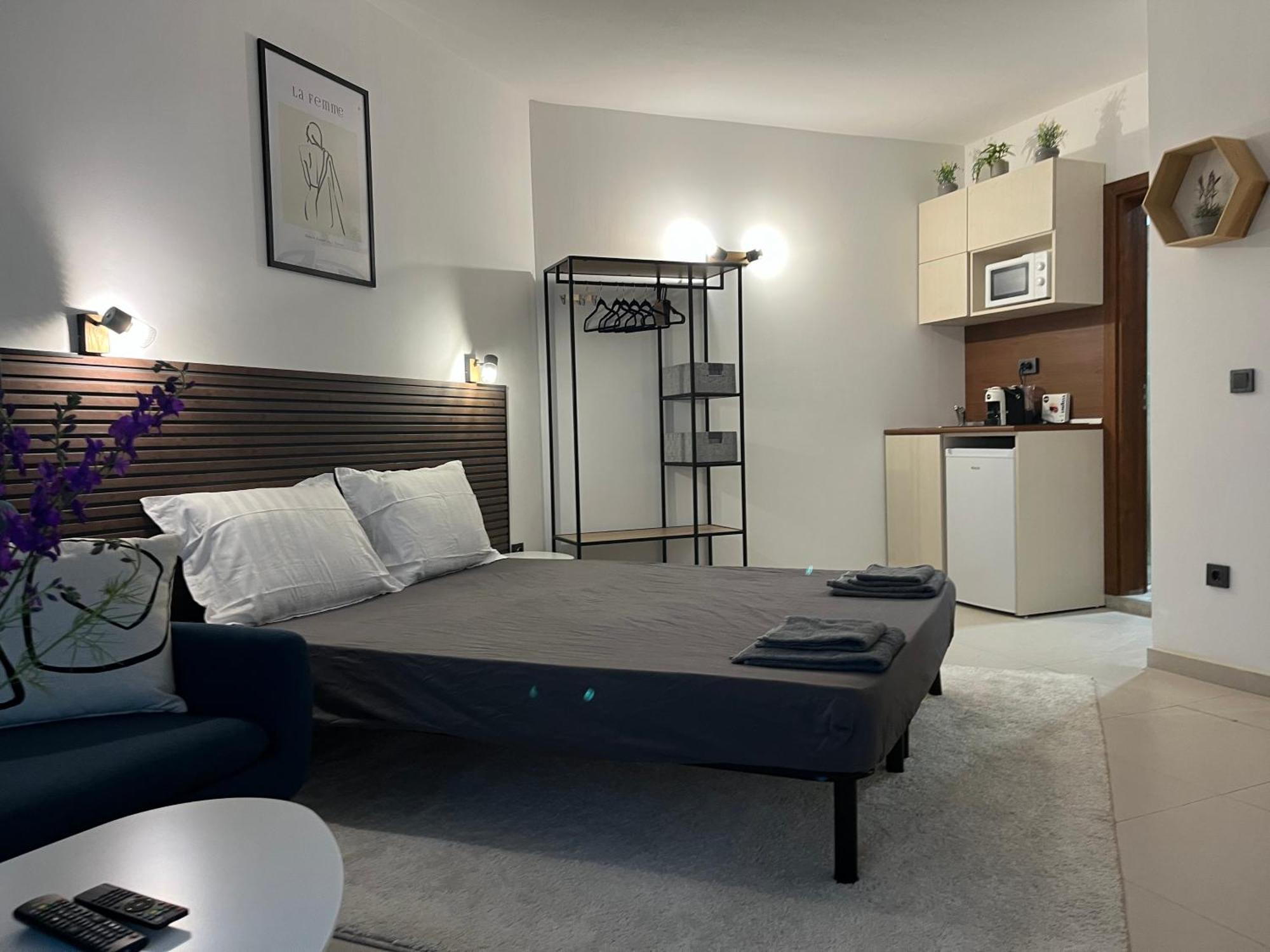 Golf Coast Boutique Studio With Sea View Topola Eksteriør billede