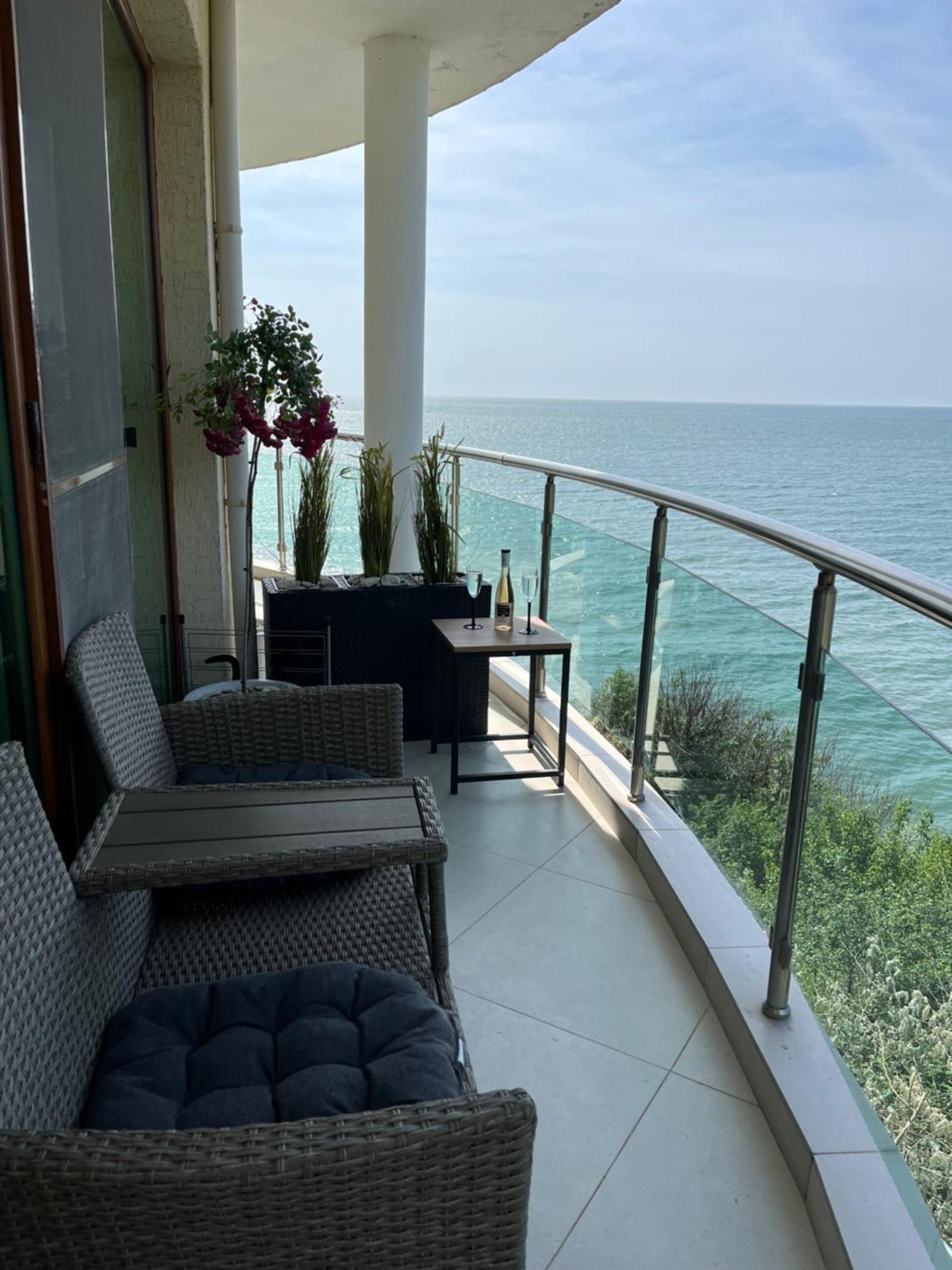 Golf Coast Boutique Studio With Sea View Topola Eksteriør billede